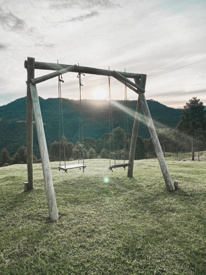 Ap. Shalom. Pousada Colina Dos Ventos 우루비시 외부 사진